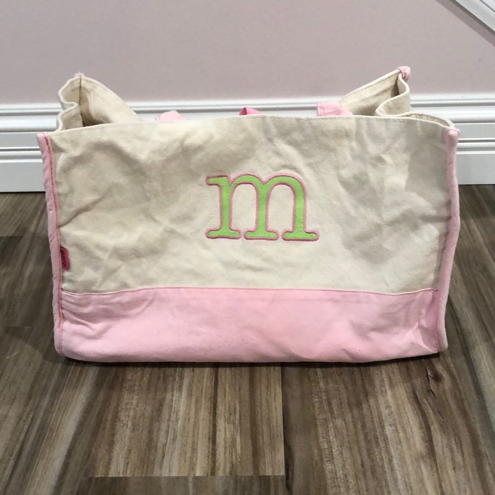 Monogrammed bag “M”